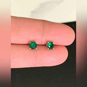Beautiful 5mm Green Emerald Sterling Silver Stud Earrings